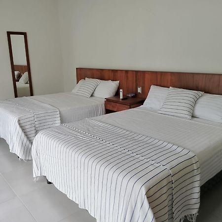 Deluxe Apartments Azure Bacalar Buitenkant foto